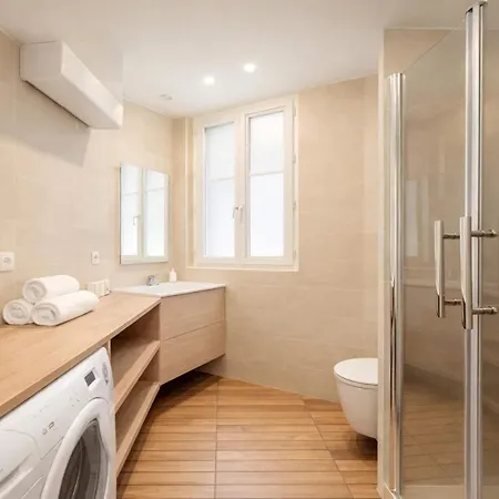 Fabulous Near Pantheon * פריז