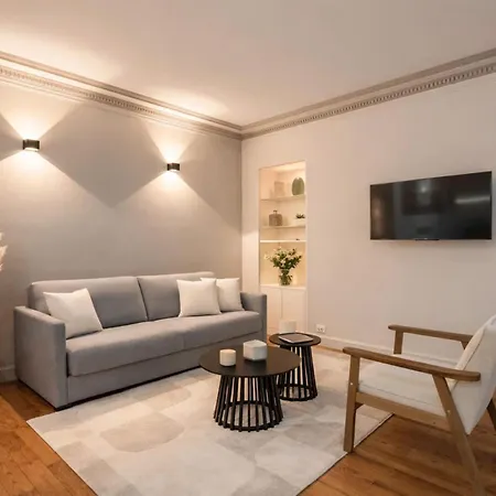 Fabulous Near Pantheon *