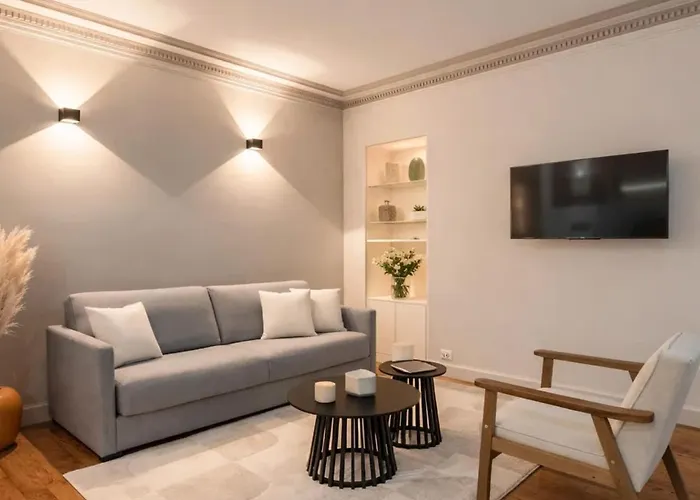 Fabulous Near Pantheon *