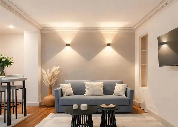 Fabulous Near Pantheon