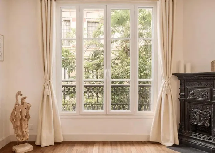 Fabulous Near Pantheon * פריז